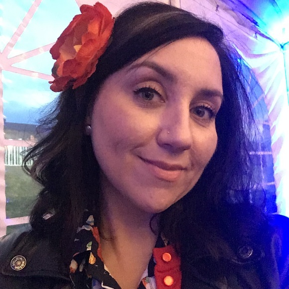 Meet your Posher, Molly - Picture 1 of 1